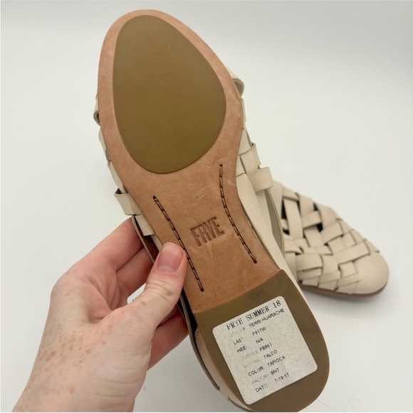 NEW FRYE Terri Huaraches in Tapioca White Leather Woven Loafers Women’s 6-6.5 - Picture 5 of 8